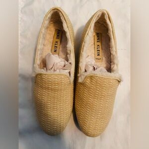 Anne Klein Faux Fur slippers